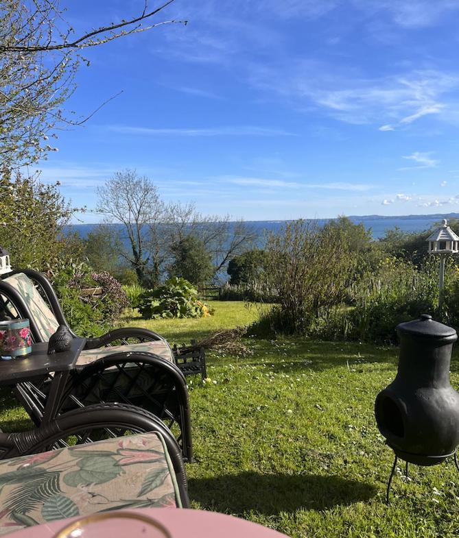 The Pink Cottage Upstairs Suite & Garden Summer Room Whitehead Exteriör bild
