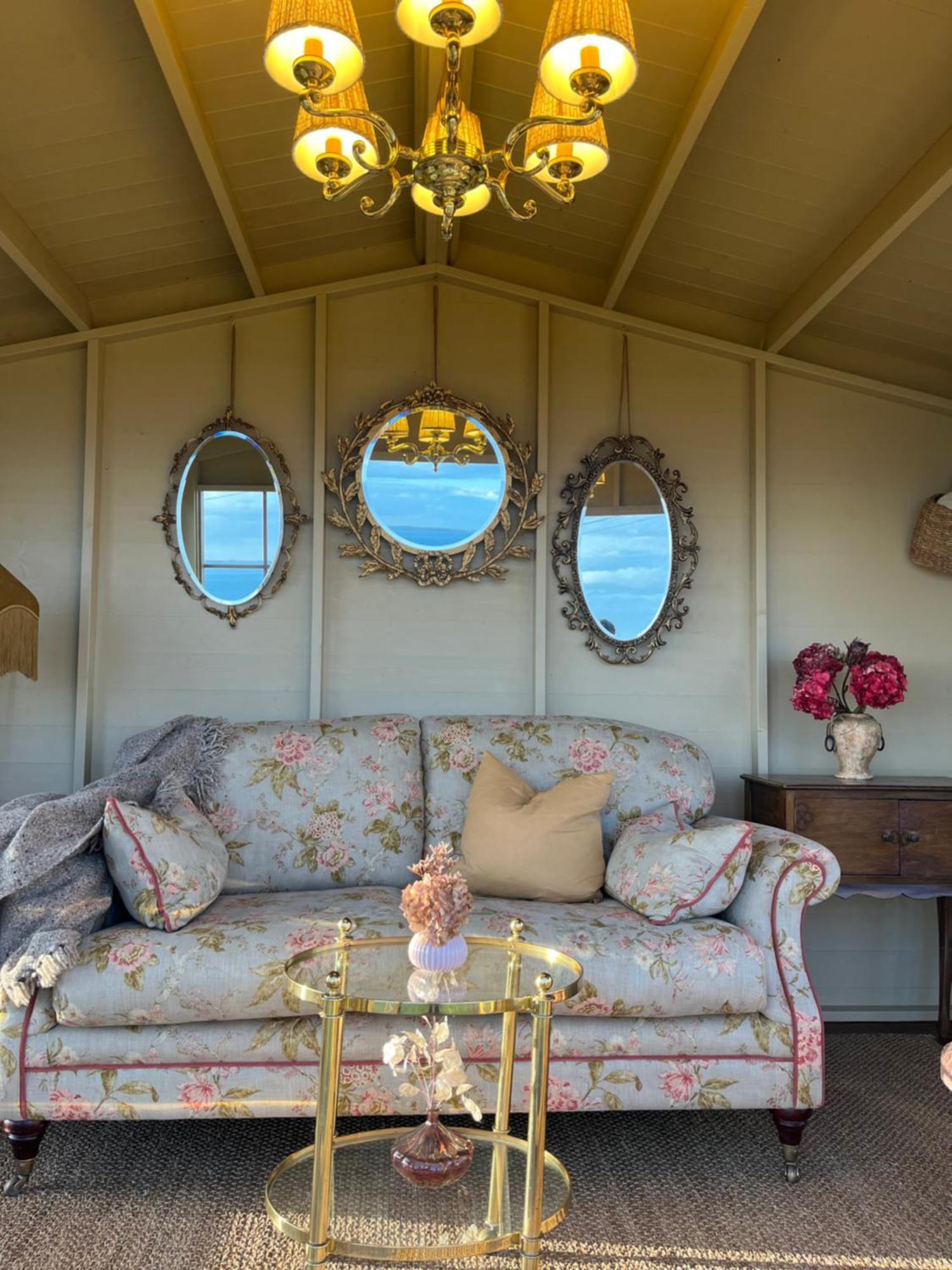 The Pink Cottage Upstairs Suite & Garden Summer Room Whitehead Exteriör bild