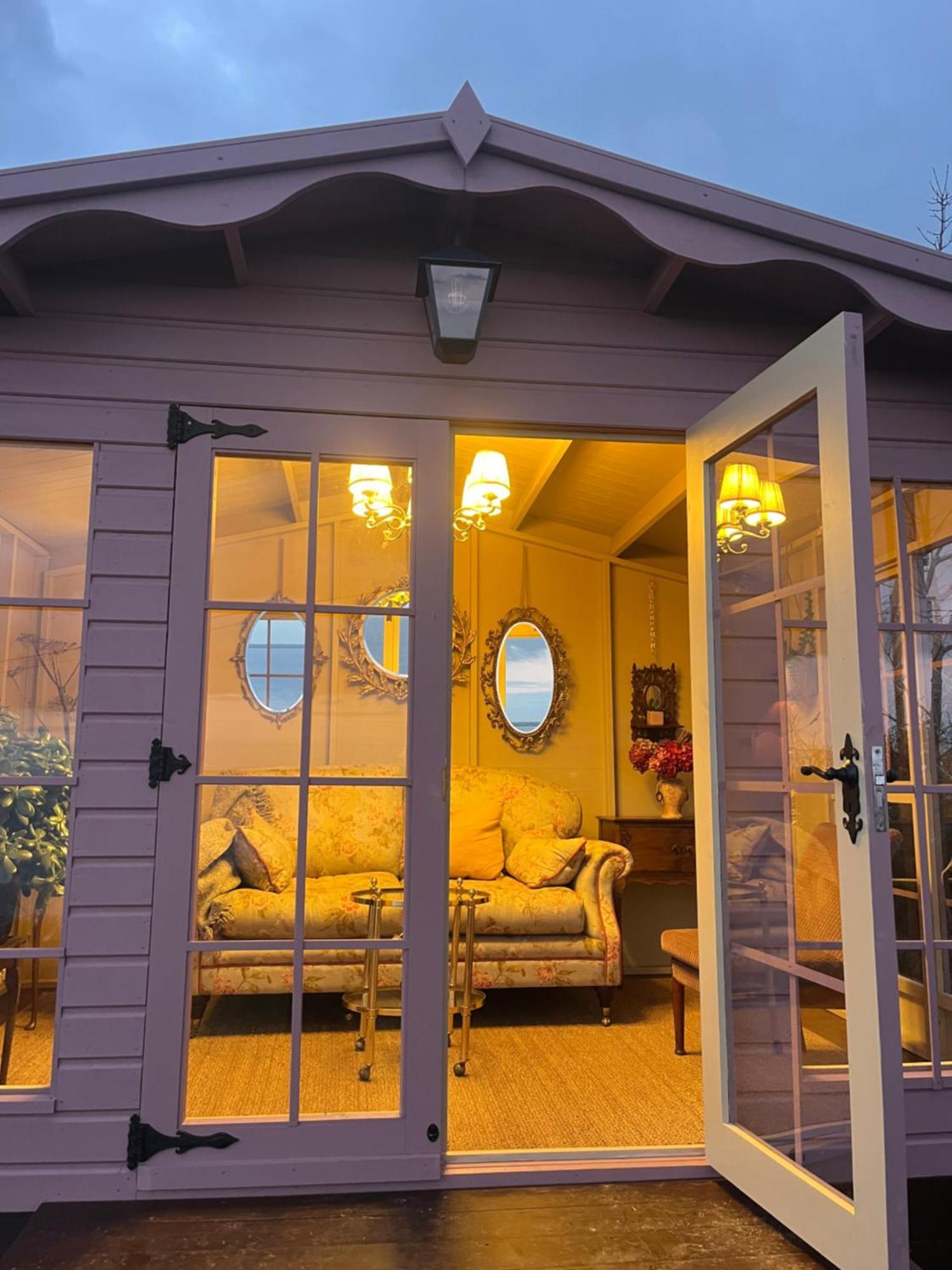 The Pink Cottage Upstairs Suite & Garden Summer Room Whitehead Exteriör bild